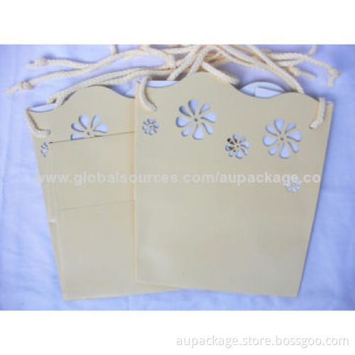 Paper bag with string, fashionable design, excellent printing